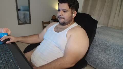 Marcos online show from 04-12-26, 03:50