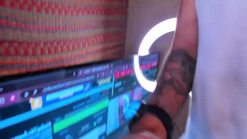 marcovitto online show from 11-22-25, 07:46