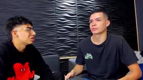 Marco and Ethan online show from 01-08-25, 04:44