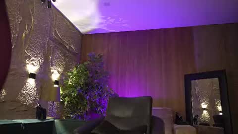 Snapshot of marcoyethan chatting on 06-16-26, 11:07 Marco and Ethan online show from 06-16-26, 11:07