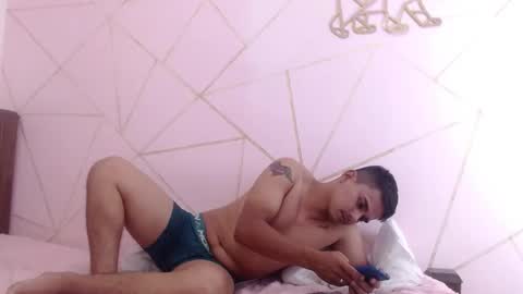 marcus and violett online show from 04-15-26, 07:58