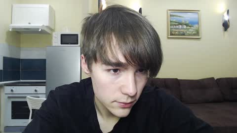 Snapshot of marcus_cuteboy chatting on 12-18-24, 06:03 Marcus online show from 12-18-24, 06:03