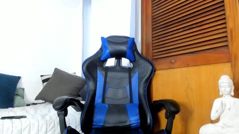 Snapshot of marcus_taylor1997 chatting on 02-05-25, 09:50 Marcus Taylor online show from 02-05-25, 09:50