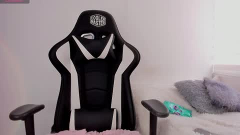 Maria online show from 11-05-25, 04:40