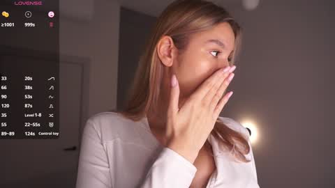 Snapshot of margarethowell chatting on 02-22-26, 07:12 Margaret online show from 02-22-26, 07:12