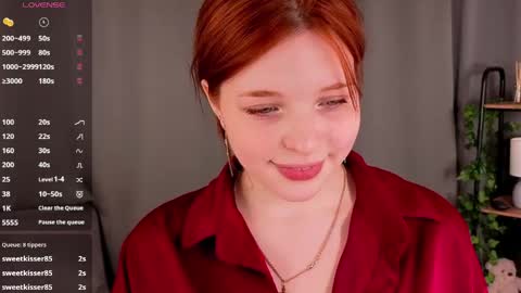 Snapshot of margaretrobinson_ chatting on 04-13-26, 03:17 Maria online show from 04-13-26, 03:17