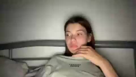 margo_desvil online show from 08-04-26, 07:05