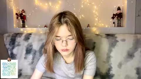 Lina online show from 02-08-26, 08:56