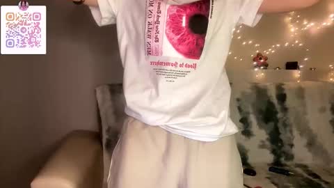 Lina online show from 02-26-26, 11:04