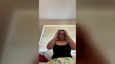 mari30002 online show from 03-09-26, 04:44