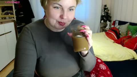 Mari online show from 01-12-26, 05:56