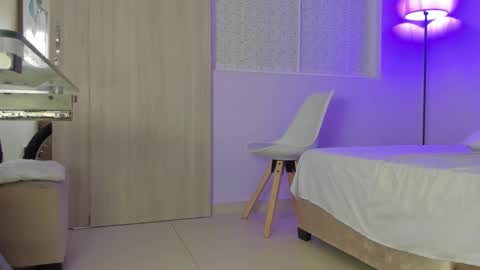 Meli-Mari  online show from 11-20-25, 01:00