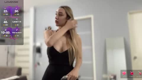 Snapshot of maria_sopia18 chatting on 01-07-26, 07:44 Sopia Nicart online show from 01-07-26, 07:44