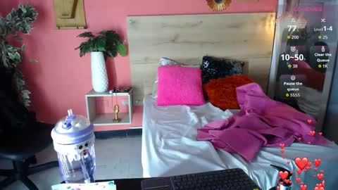 maria_turner1 online show from 05-27-26, 08:55