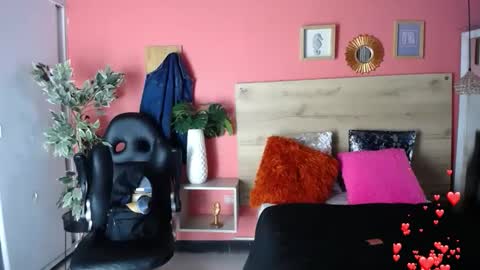 maria_turner1 online show from 05-29-26, 09:29