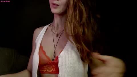 Snapshot of maria_venera__ chatting on 02-27-26, 04:12 Maria online show from 02-27-26, 04:12