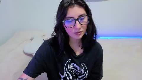 Maria online show from 06-28-26, 01:33