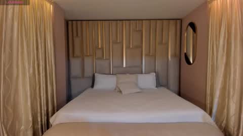 MARIA HERRERA  online show from 12-17-25, 12:49