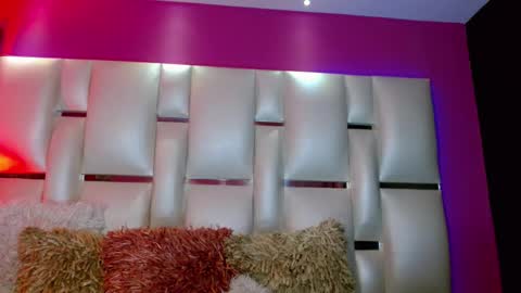   online show from 09-10-25, 02:44