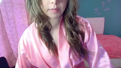 Snapshot of mariamcute_ chatting on 02-17-25, 10:36 M A R I A N A online show from 02-17-25, 10:36