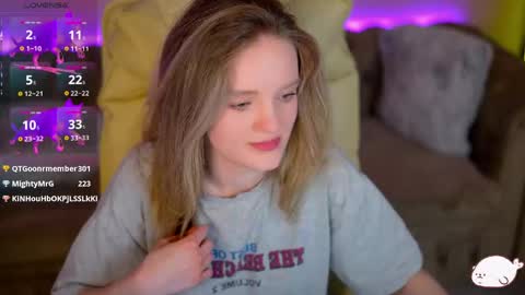 Snapshot of mariamedow chatting on 05-06-26, 07:24 Maria online show from 05-06-26, 07:24