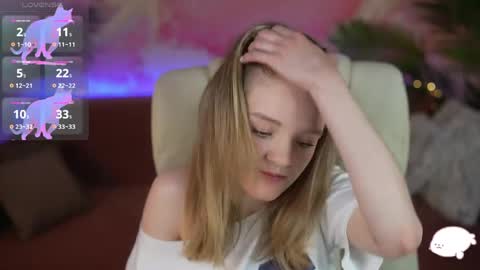 Snapshot of mariamedow chatting on 05-11-26, 08:50 Maria online show from 05-11-26, 08:50