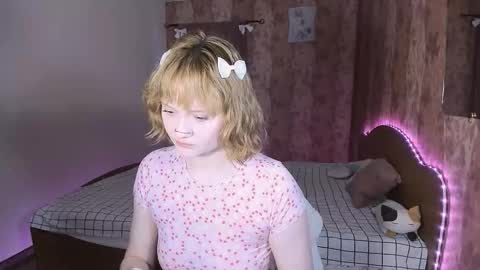 Maria online show from 03-10-26, 03:33