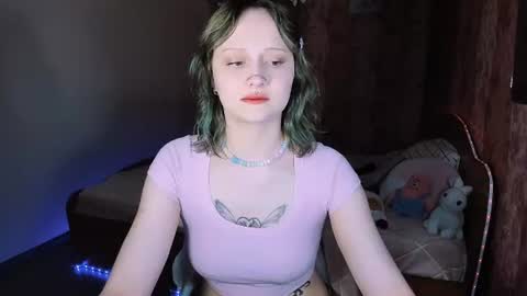 Snapshot of mariamilkis chatting on 06-25-26, 11:53 Maria online show from 06-25-26, 11:53