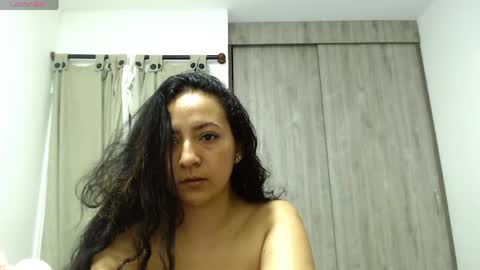 Snapshot of mariamualata chatting on 05-15-26, 11:45 mariamualata online show from 05-15-26, 11:45
