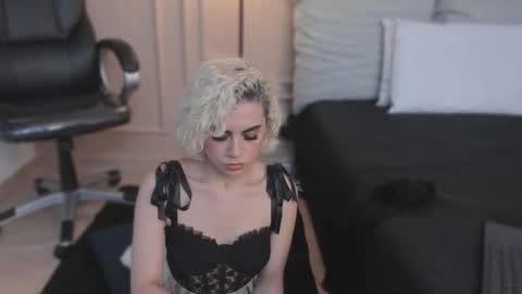 Marian online show from 01-16-26, 07:07