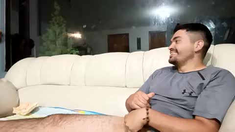 Mariana online show from 02-15-26, 03:47