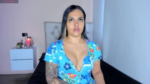 Mariana   roexx online show from 10-18-25, 03:46