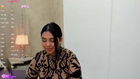 Snapshot of mariana_allen chatting on 07-20-26, 07:33 Mariana Allen online show from 07-20-26, 07:33