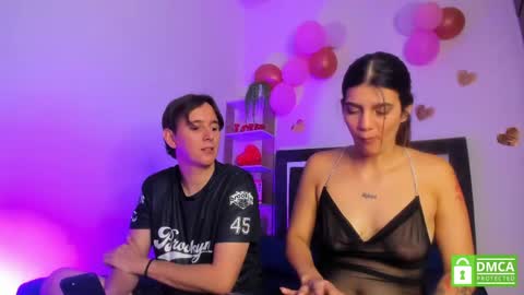 Snapshot of mariana_and_ronny chatting on 05-16-26, 08:07 Mariana and Ronny online show from 05-16-26, 08:07