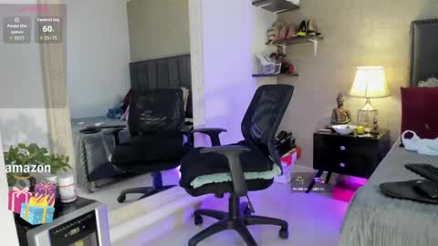 Mar y online show from 09-17-25, 03:03