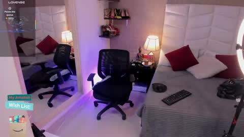 Snapshot of mariana_c chatting on 05-29-26, 02:37 Mar y online show from 05-29-26, 02:37
