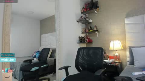 Snapshot of mariana_c chatting on 07-08-26, 02:43 Mar y online show from 07-08-26, 02:43