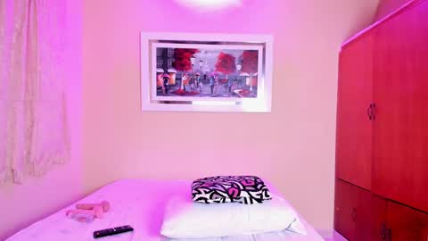 mariana mauricio online show from 01-25-25, 05:51