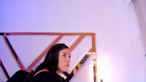Snapshot of mariana_smiith chatting on 06-14-26, 02:24 Mariana online show from 06-14-26, 02:24