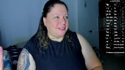 Snapshot of mariana_smittt chatting on 12-18-24, 06:21 Independent Model online show from 12-18-24, 06:21