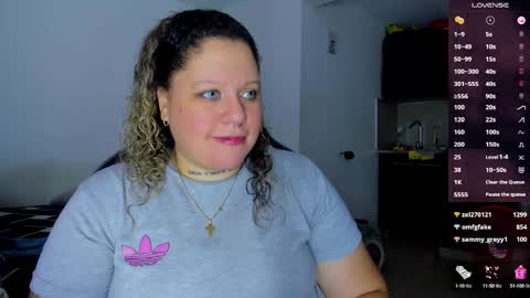 Snapshot of mariana_smittt chatting on 12-29-24, 03:57 Independent Model online show from 12-29-24, 03:57