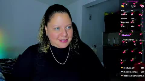Snapshot of mariana_smittt chatting on 01-31-25, 08:54 Independent Model online show from 01-31-25, 08:54
