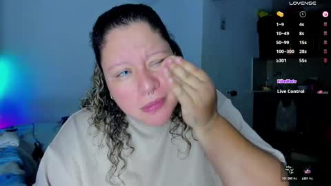 Snapshot of mariana_smittt chatting on 02-16-25, 05:15 Independent Model online show from 02-16-25, 05:15