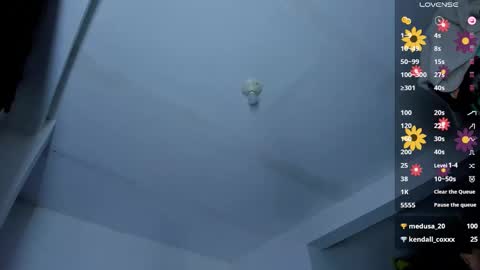 Snapshot of mariana_smittt chatting on 02-21-25, 05:56 Independent Model online show from 02-21-25, 05:56