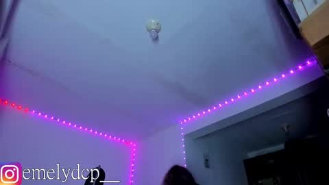 Snapshot of mariana_smittt chatting on 09-20-25, 04:57 Independent Model online show from 09-20-25, 04:57