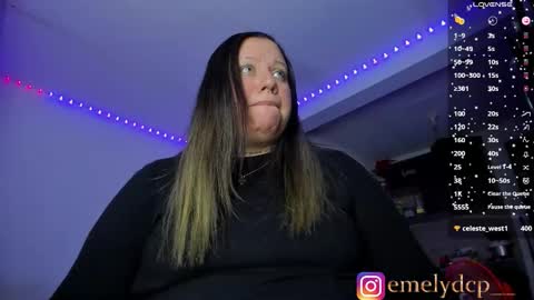 Snapshot of mariana_smittt chatting on 11-27-25, 06:04 Independent Model online show from 11-27-25, 06:04