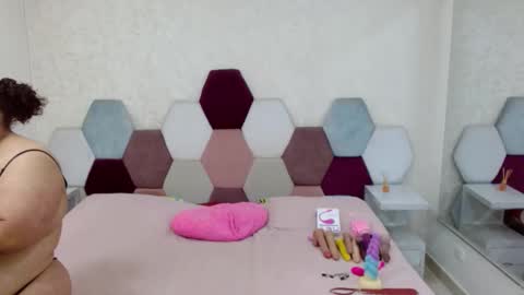 mariana online show from 02-05-26, 06:12