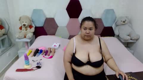 mariana online show from 04-02-26, 02:04