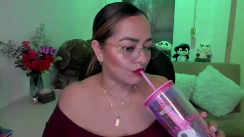 Mariana Lopez online show from 02-24-25, 06:16