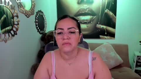 Mariana Lopez online show from 04-08-26, 01:16